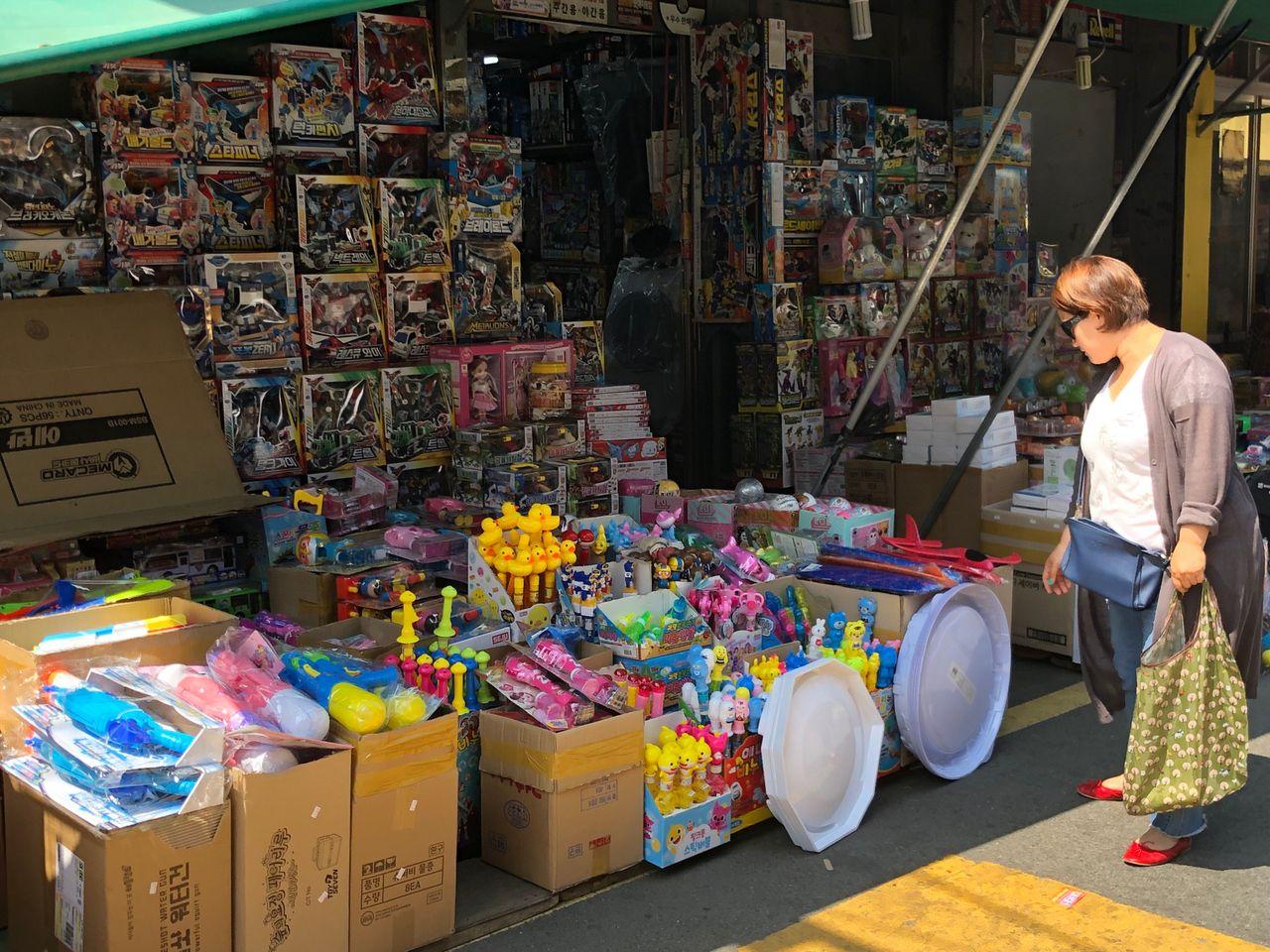 東大門玩具市場 昌信洞玩具市場 文具街 玩具街 昌信洞玩具街